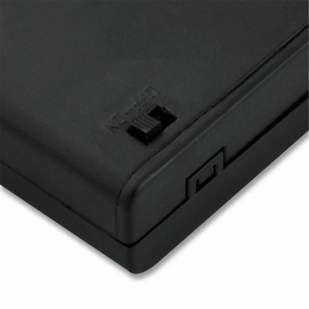 2 x 1.5V AA battery holder with cover and On/Off Switch